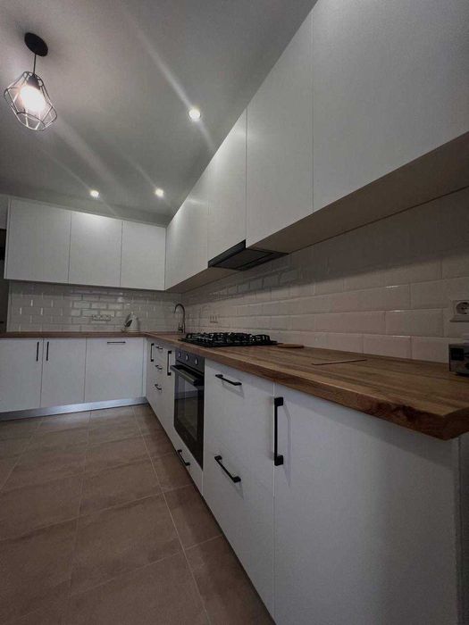 Оренда 2к.квартири по вул.Галицька