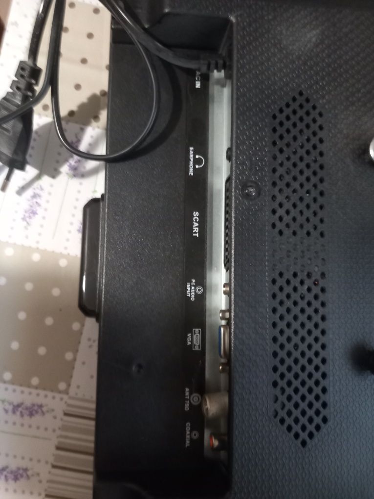 Telewizor 32 cale
