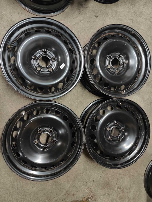 Felgi stalowe Espace Austral Qashqai 7Jx17 ET37 5x114,3 Komplet FS142