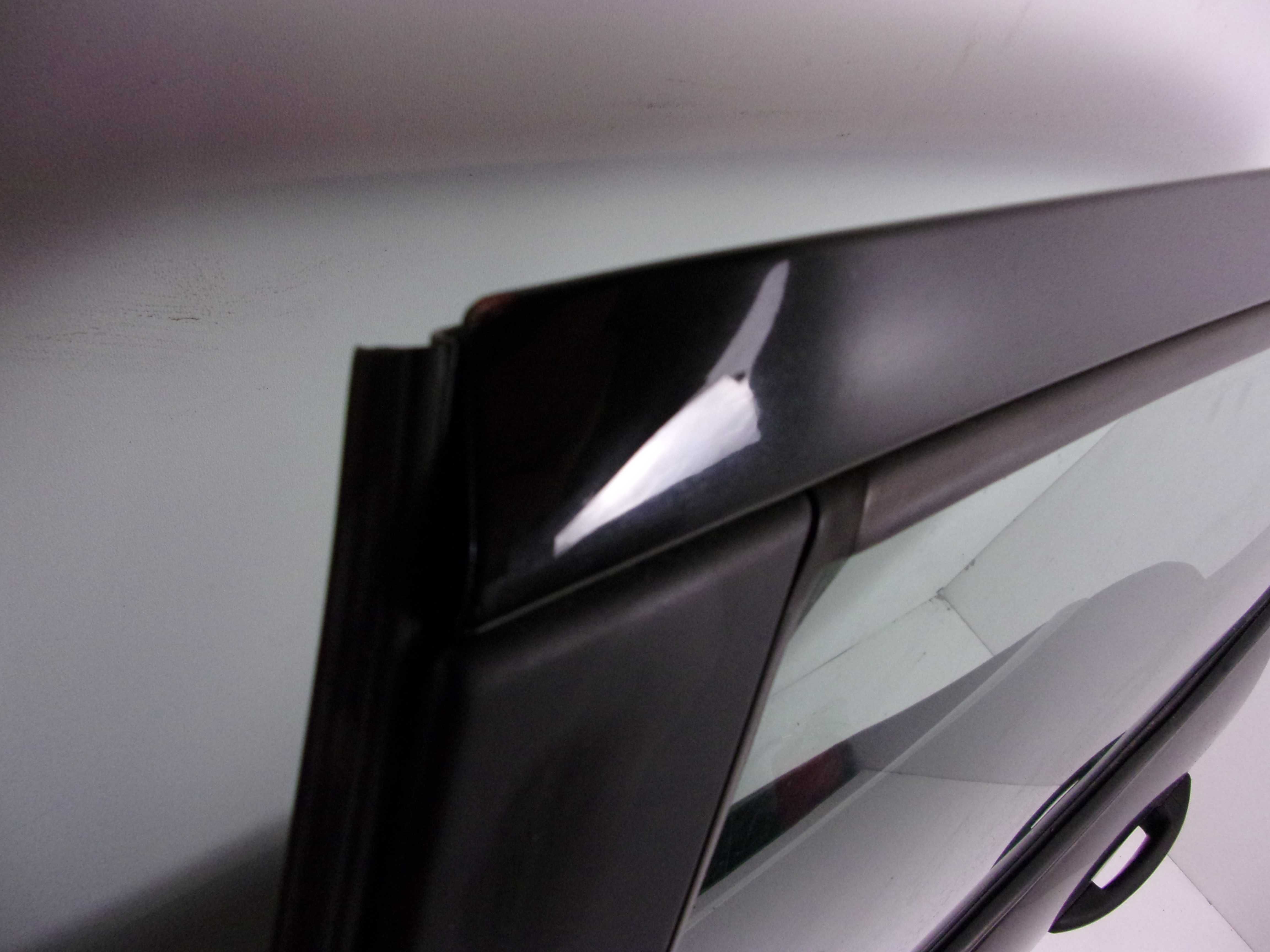 Peugeot 407 Sedan 5D Drzwi Lewy Tył Lewe Tylne  Kod Lakieru EXLD