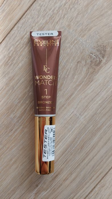 Bronzer do twarzy w sticku Eveline 02