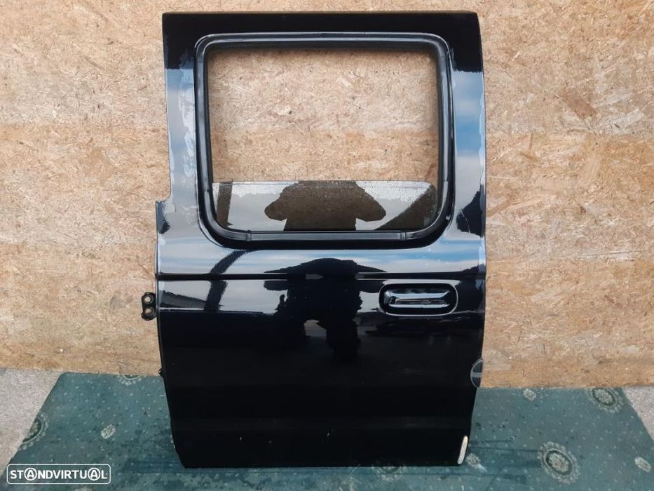 Porta tras esquerda Nissan Navara D22