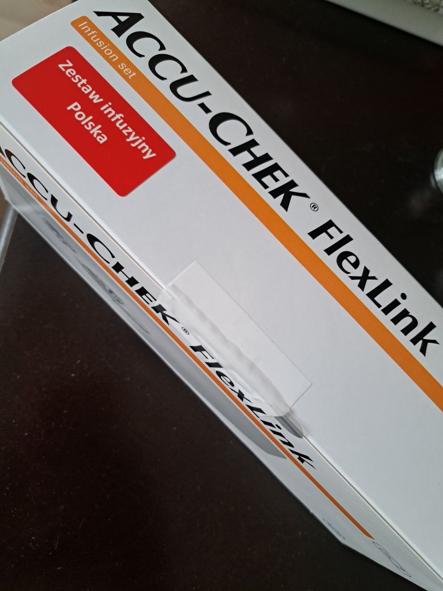 Accu Chek Flex Link, zestaw infuzyjny 10 sztuk, nowy, oryginalny.