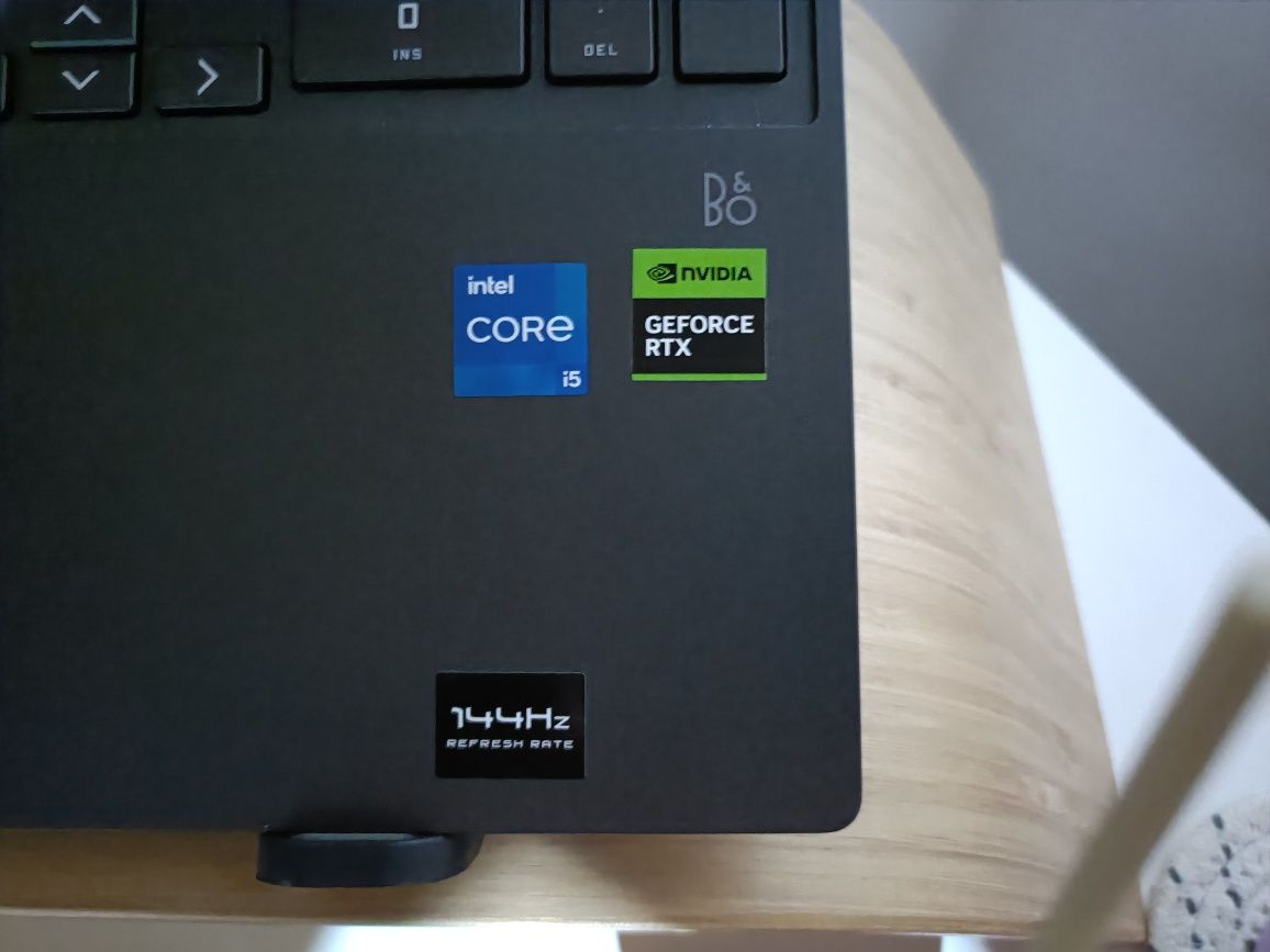 Victus HP 3050 i5
