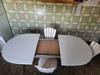Mesa de cozinha- Branca - extensível + 4 cadeiras