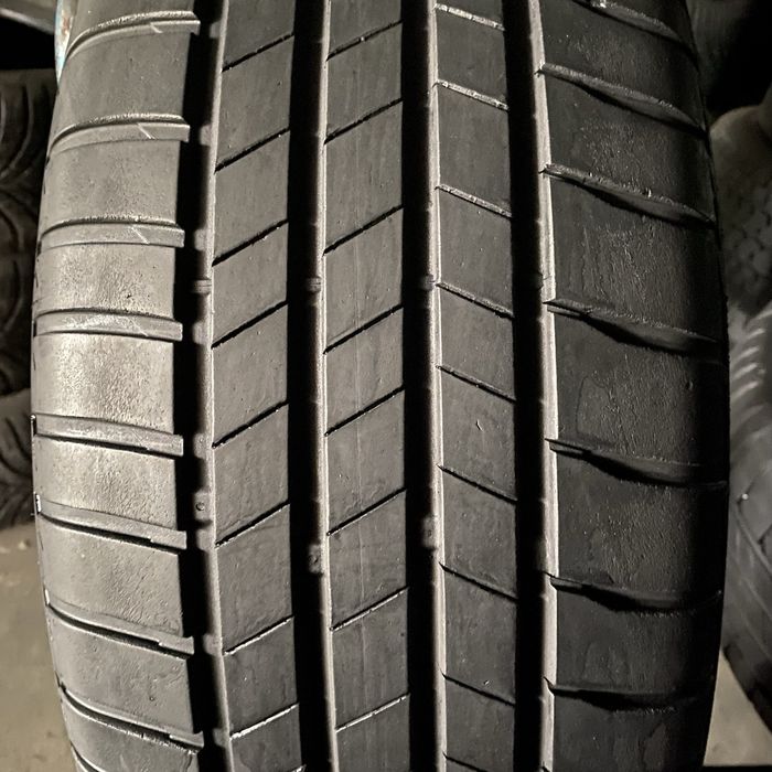 Шини 215/55/17 - 2шт Bridgestone Turanza 005