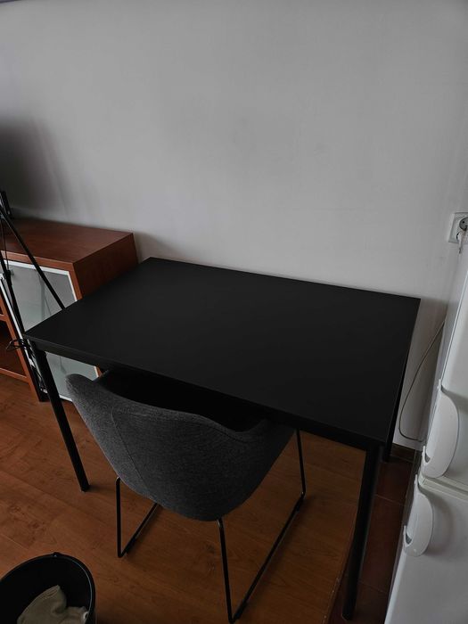 Stół kuchenny + krzesło