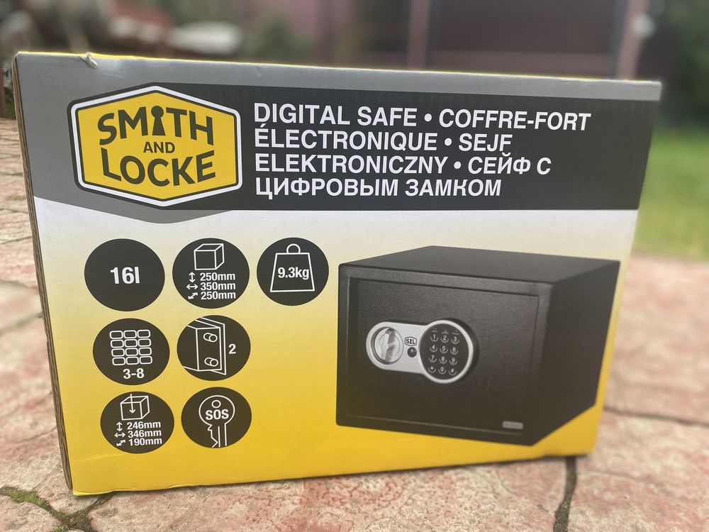 Сейф електронний стальний Smith & Locke 250×350×250