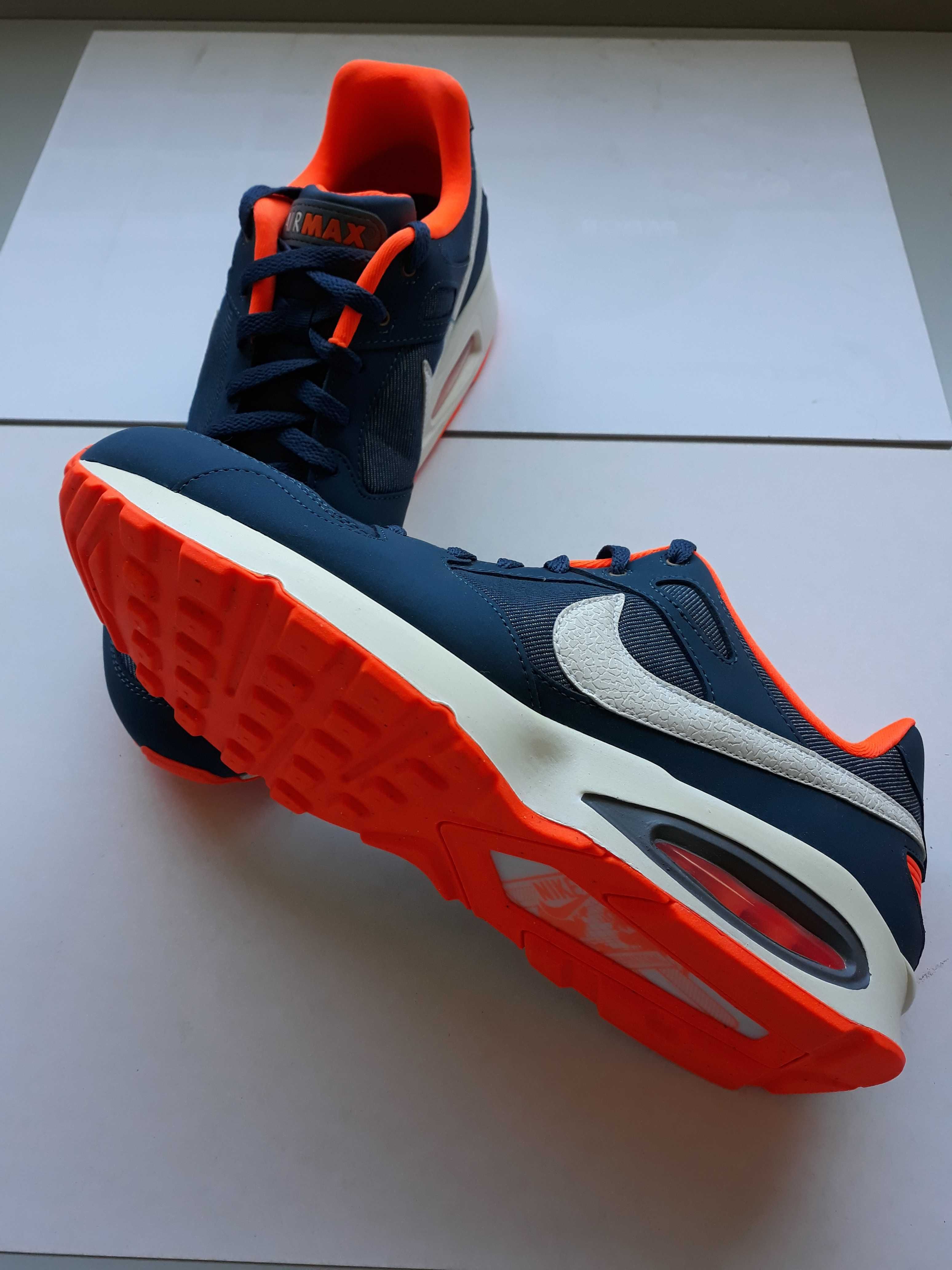 Nike Air Coliseum Racer N.º 46