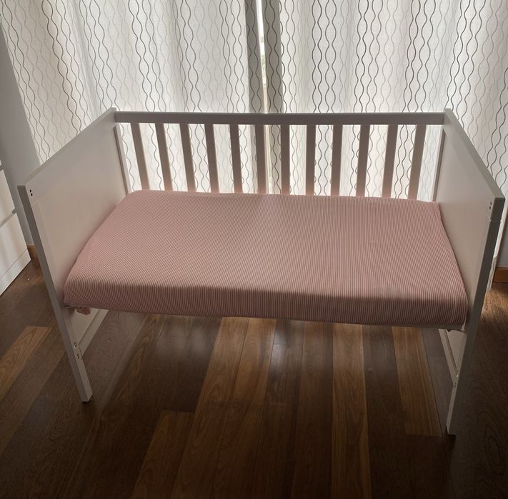 Berço com colchão