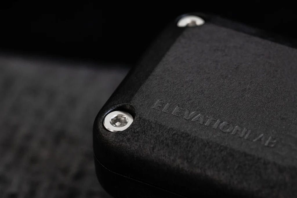 Obudowa do Apple AirTag - Elevation Lab TimeCapsule 10 lat