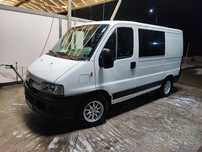 Продам бус Peugeot boxer 2.2HDI легковий пасажир 9 місць