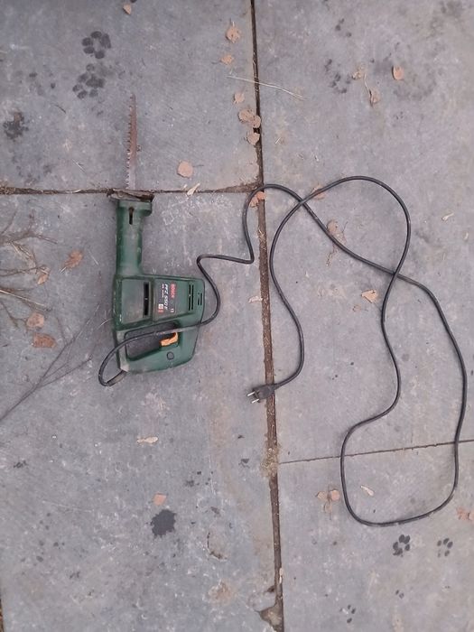 Саблева електро пила Бош.