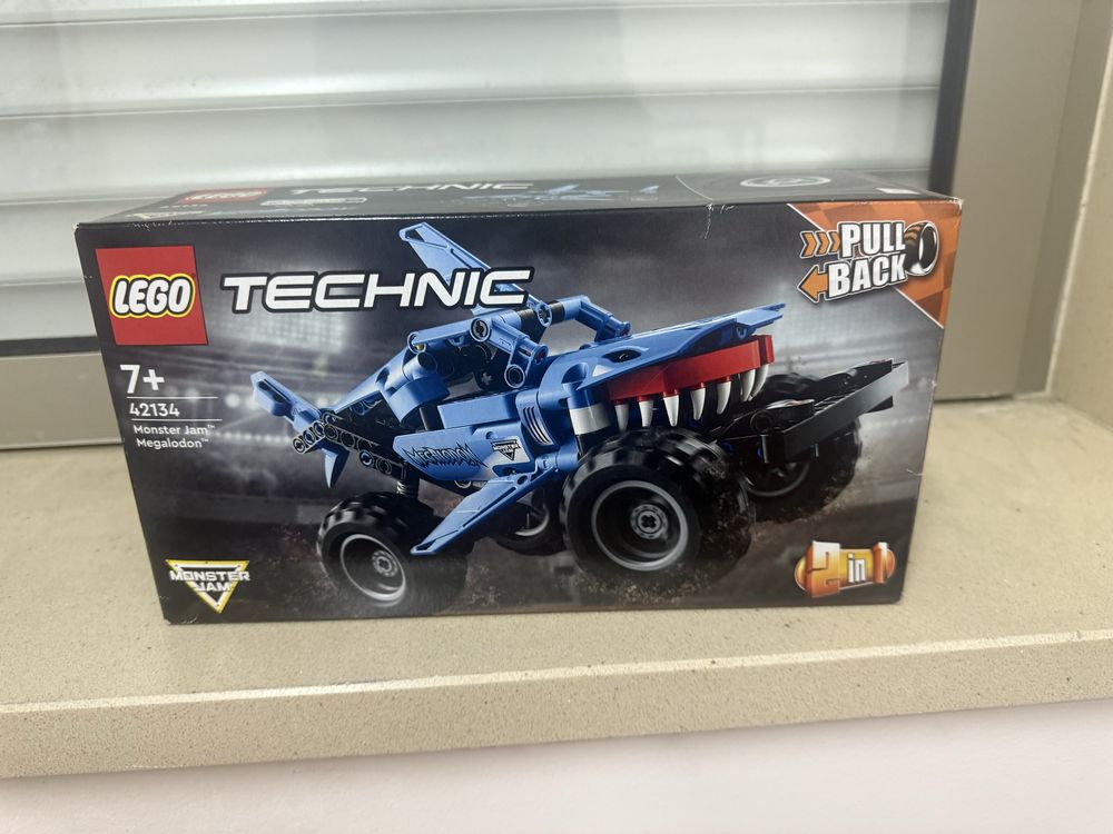 Lego Technic Jipe - Novo - ainda dentro da caixa lacrada