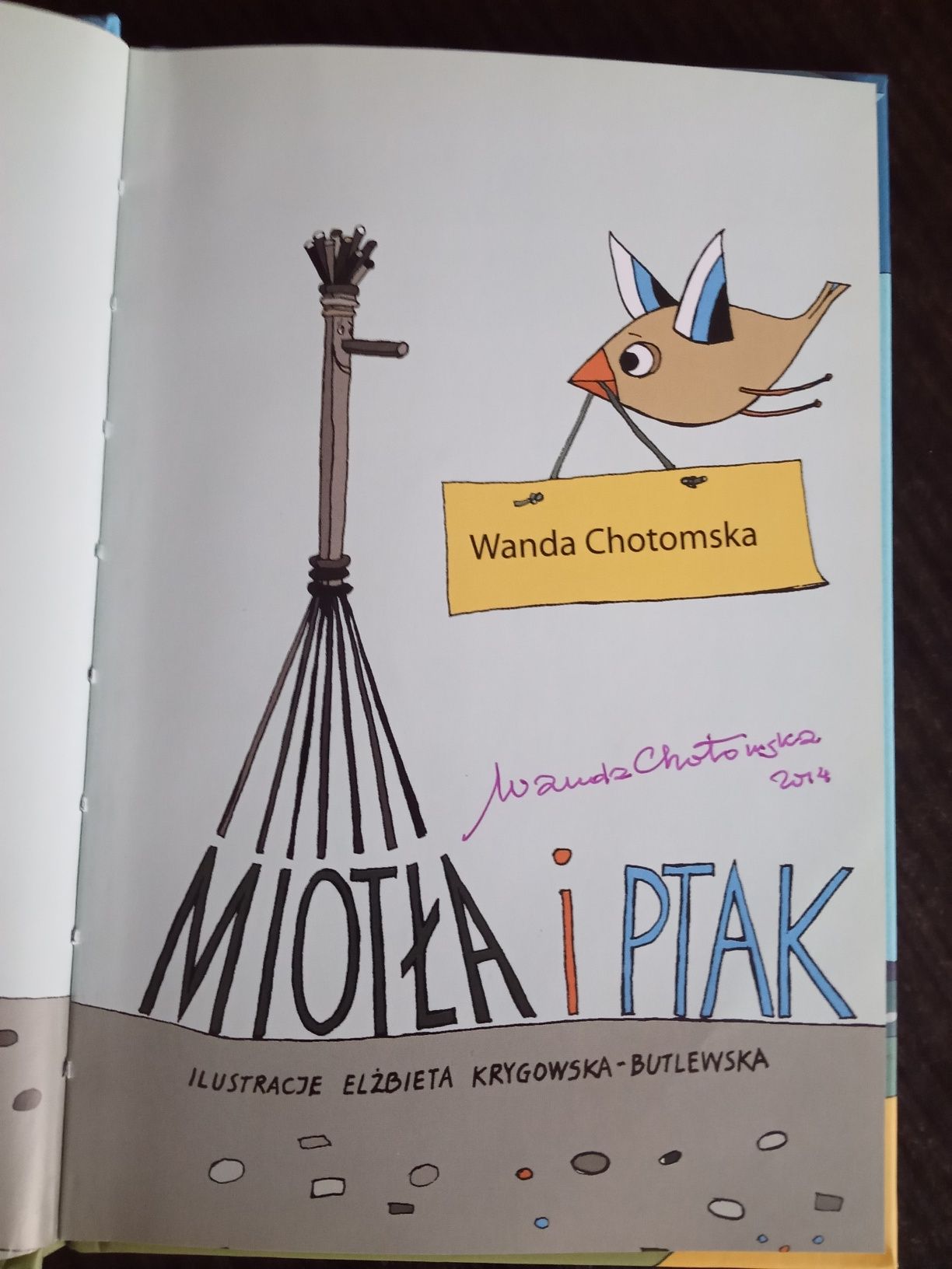 Miotła i ptak książka z autografem Wandy Chotomskiej