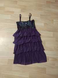 Красивое нарядное платье для девочки р 134-140