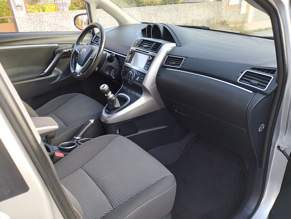 Toyota Verso 1.6 D4D 141000km 2014