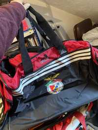 4 sacos desporto oficiais do Benfica