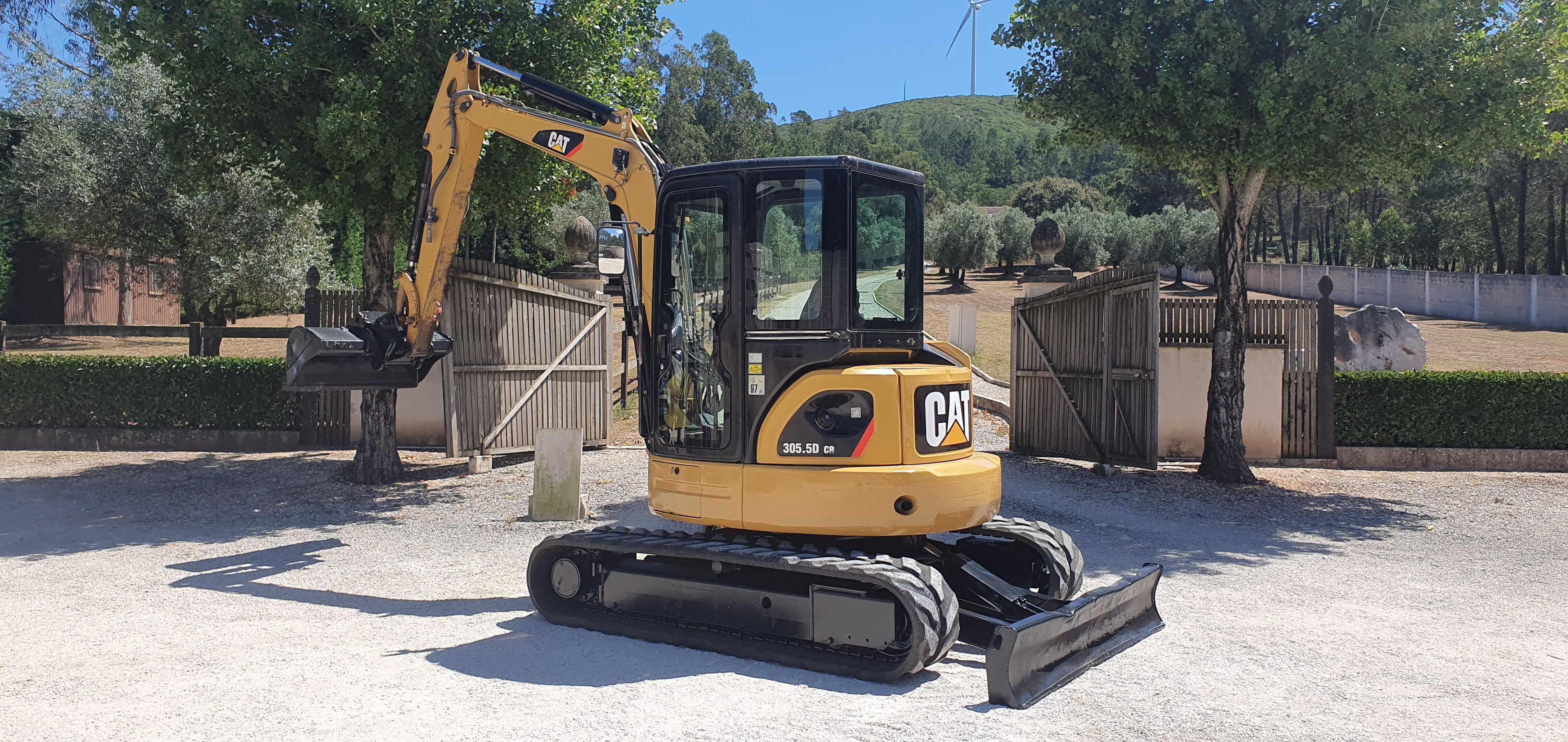 Mini giratoria Caterpillar 305 5 D CR