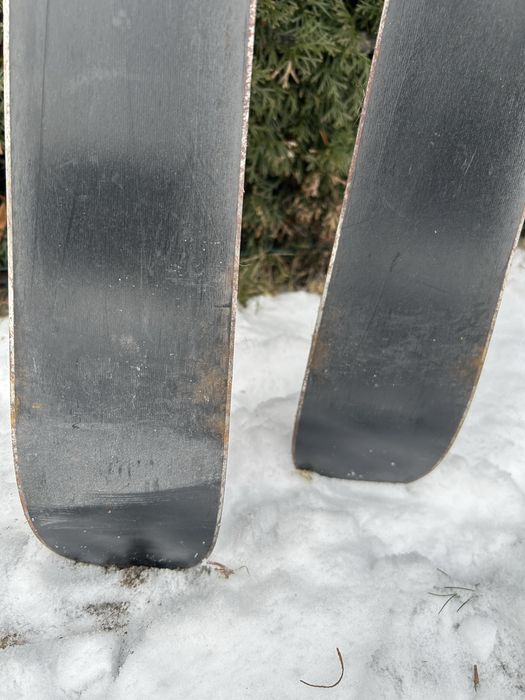 Narty Nordica z wiązaniami 138 cm