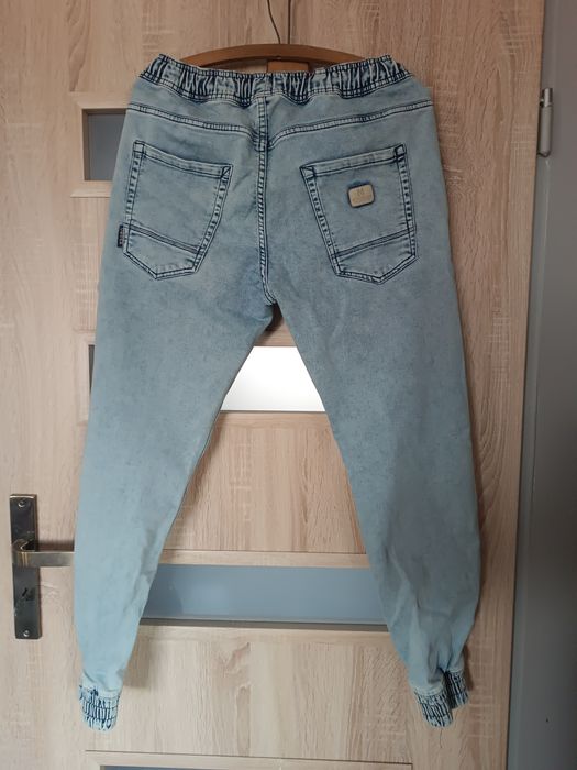 Spodnie dżinsowe