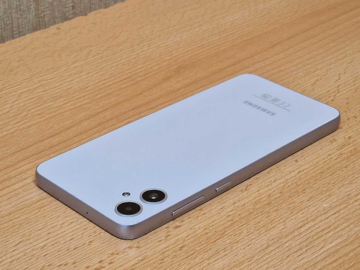 Смартфон Samsung Galaxy A05 4/64GB NFC Duos White Оригінальний.