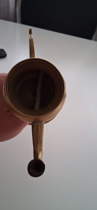 Lampa oliwna uszkodzona