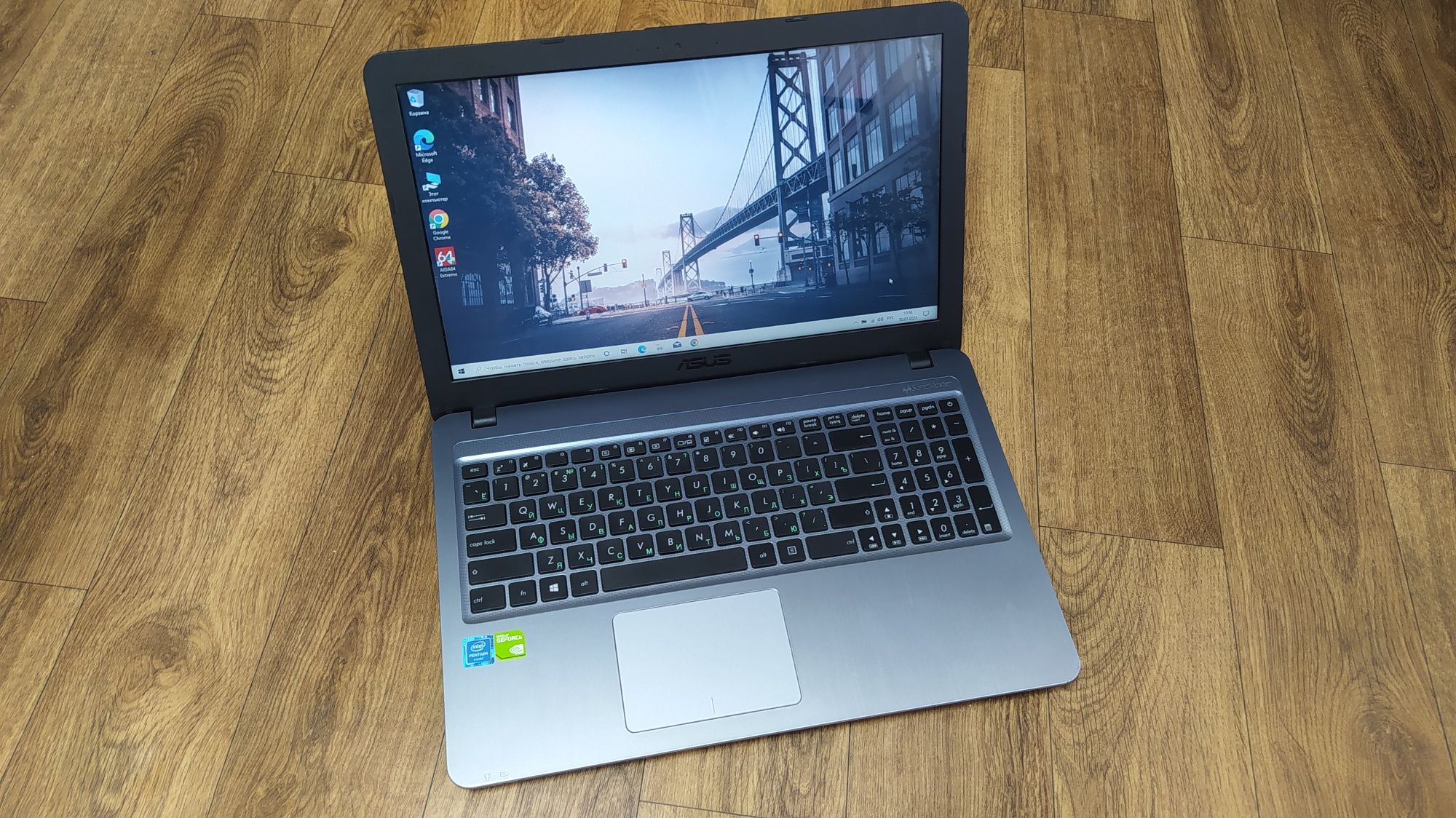 Ноутбук Asus X540 Pentium N3710/2 RAM/SSD 128Gb/Geforce 810M
