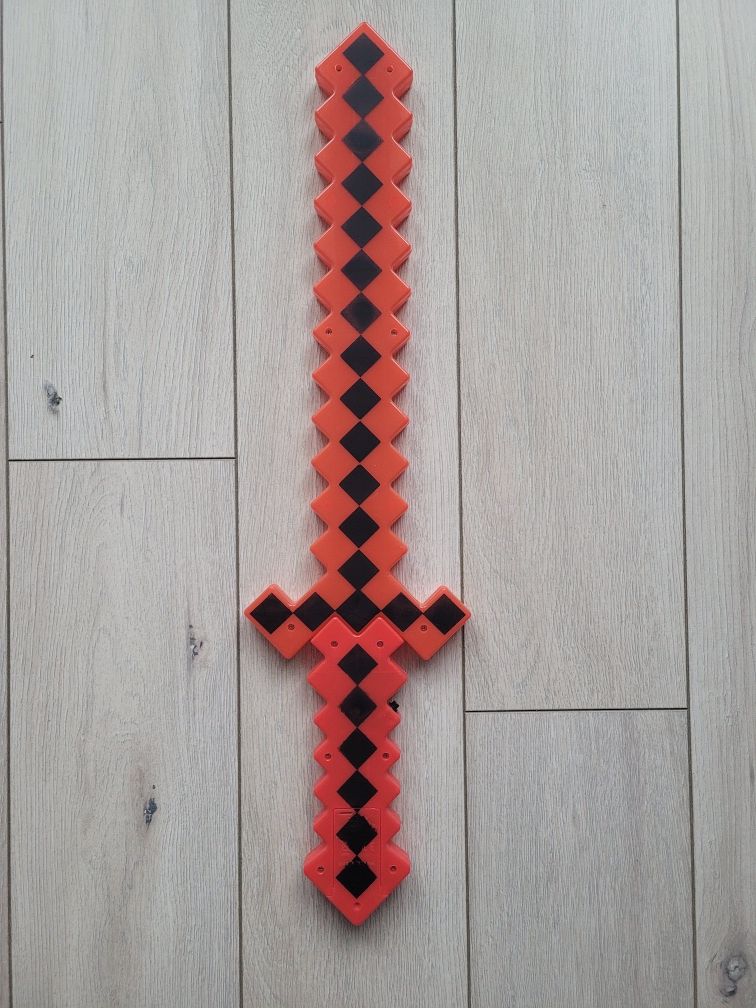 Minecraft długi miecz plastikowy czerwony efekty świetlne i dźwiękowe