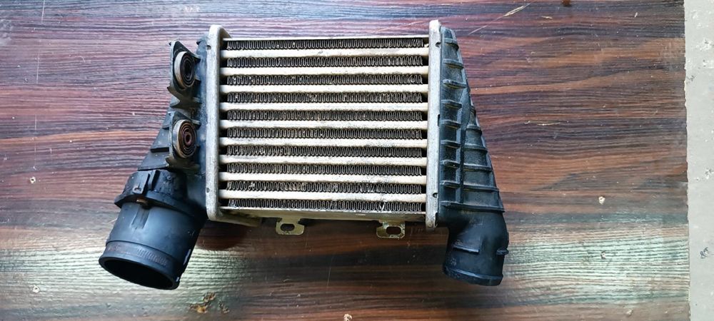 Радіатор інтеркулера