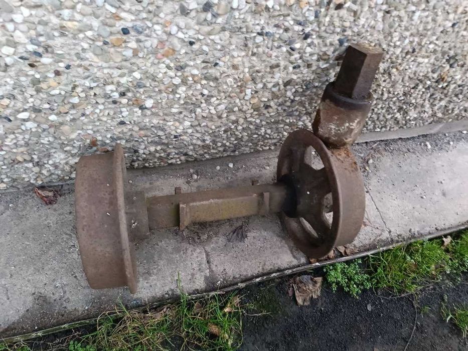 Oś koło szynowe wagonik kopalniany