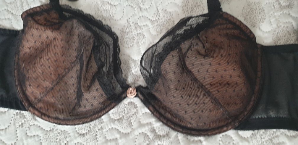 Nowy stanik biustonosz Wonderbra plunge 65 FF 70 FF