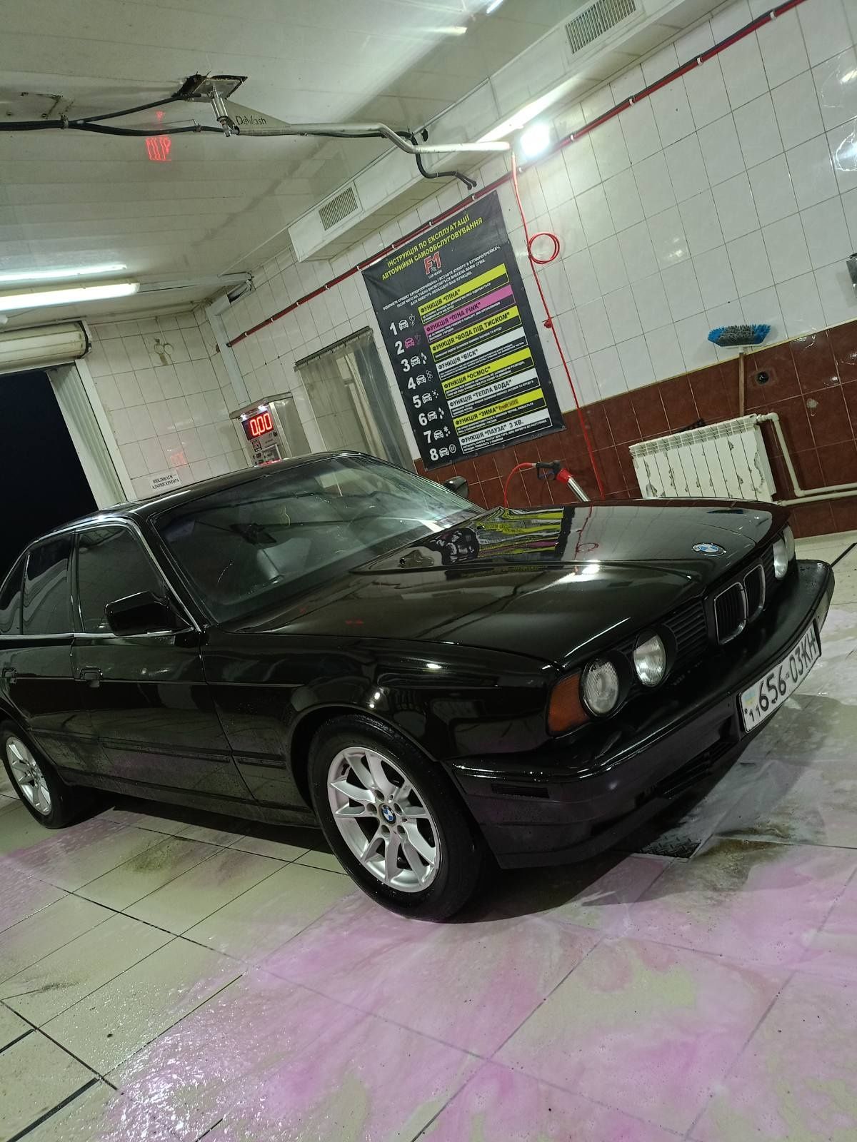 Продам  BMW -E34