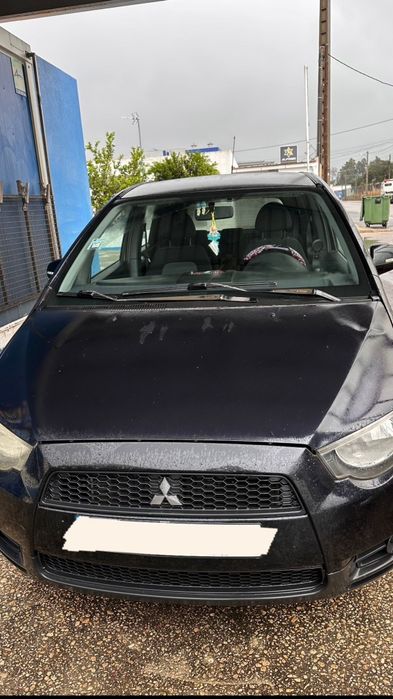 Mitsubishi colt 1.1 2009