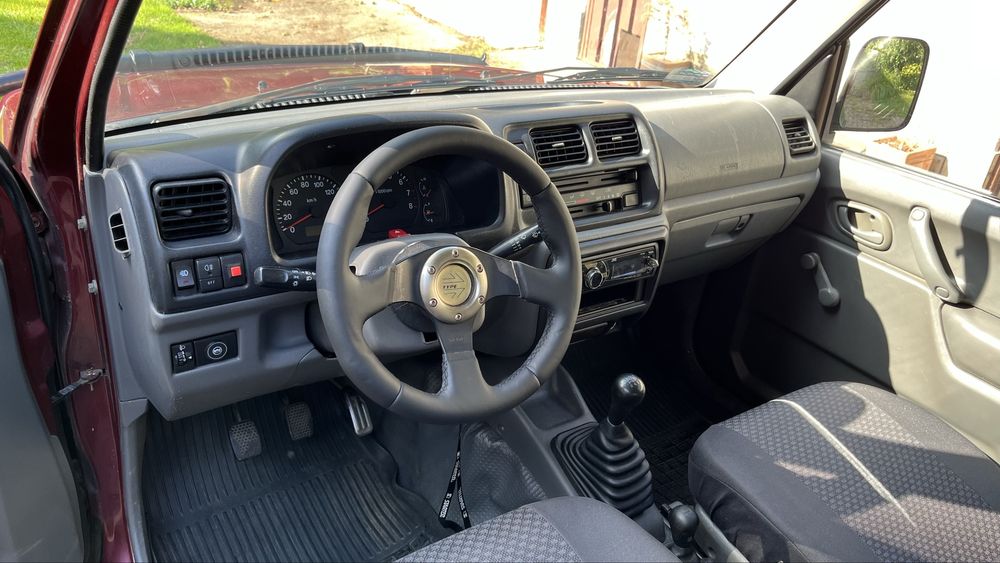 Suzuki Jimny 1,3 Benzyna + LPG, 4x4, lift 6 cali, hak, wyciągarka