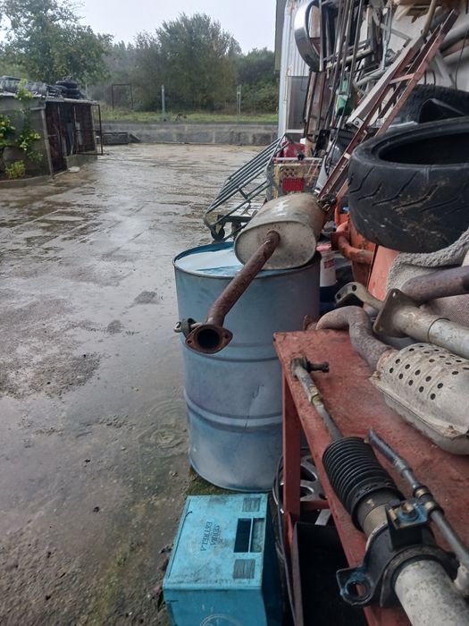 Toyota Hiace de 2000 material mecânico e porta de condutor