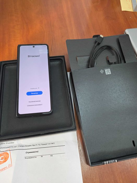 Samsung Galaxy  Fold 4 12/512 гб