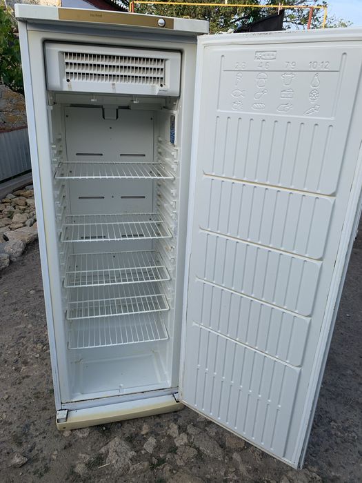 Морозильная камера Indesit