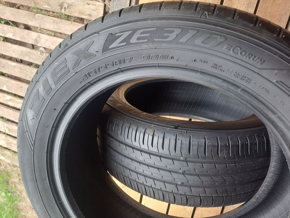Opony 215 55 R17 Falken Ziex Ze310