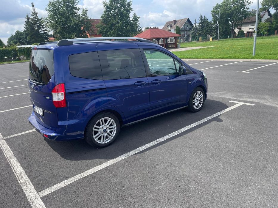 FORD TOURNEO COURIER 1.0 Benzyna rok 2017 pierwsza rejestracja 2018