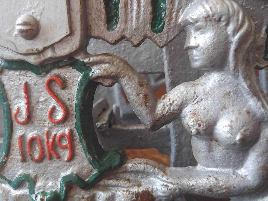 Stara waga szalkowa 10 kg z lat 20-30 XX wieku unikat pięknie zdobiona