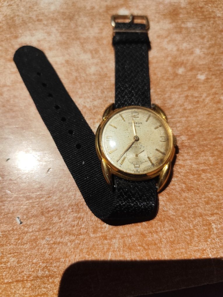 Relógio vintage Aureus