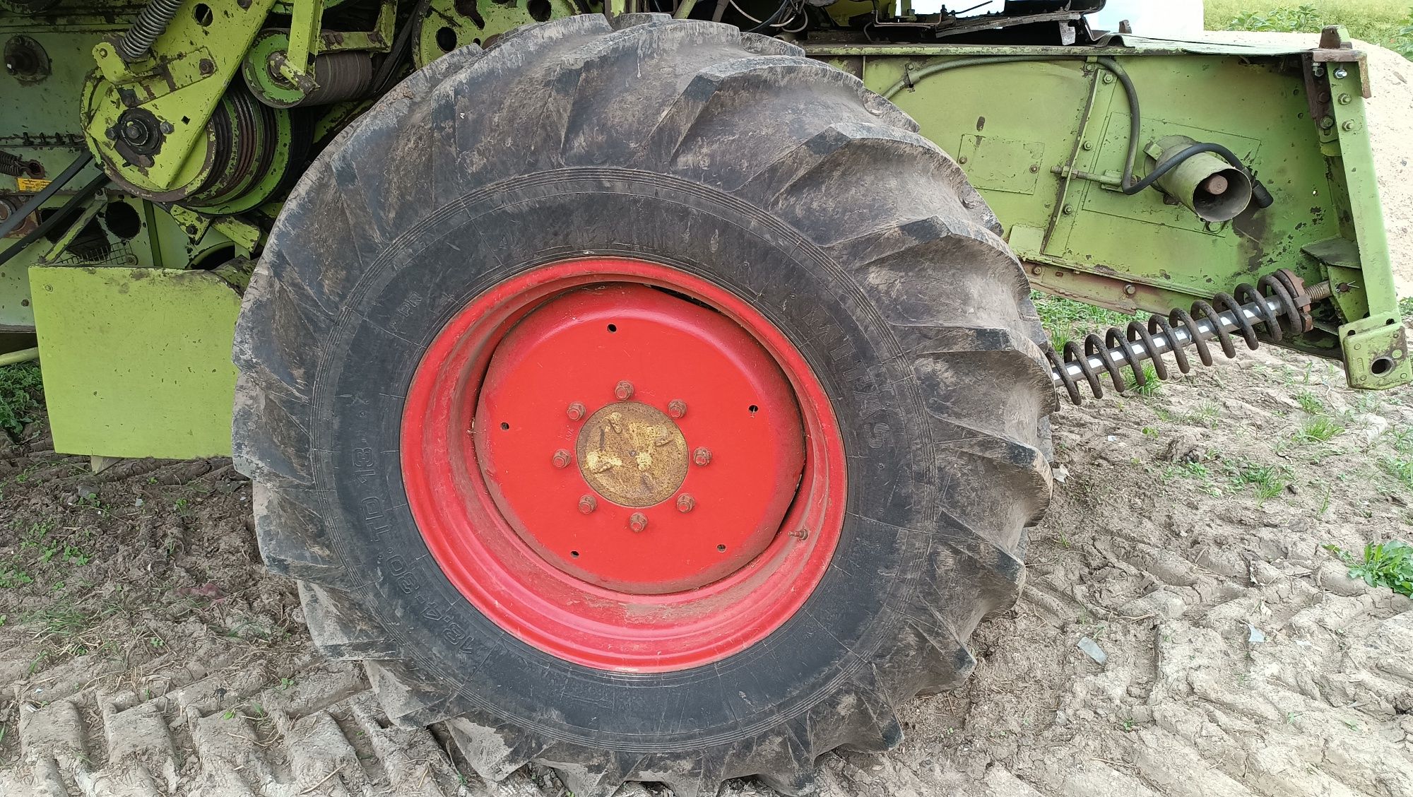 Koła kompletne Claas Dominator 85, 18,4-30, bizon