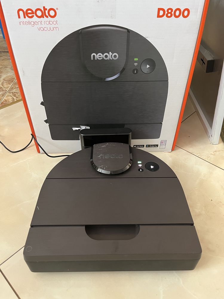 Робот пилосос Neato D800 (irobot)