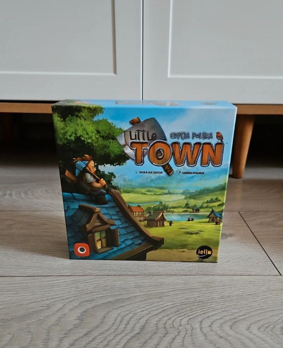 Gra Little Town stan bdb