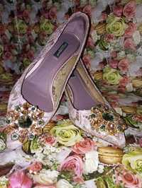 Туфлі човники рожевого кольору Dolce Gabbana