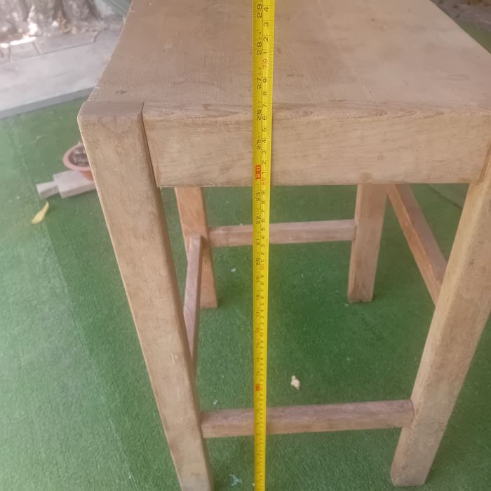 Cadeira alta de madeira