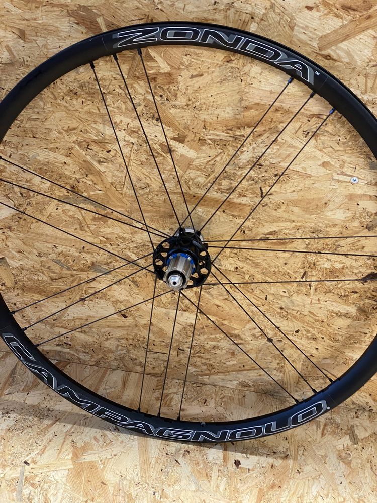 Koło Szosowe Gravel CAmpagnolo ZONDA Disc DB QR 135 Tył Nowe