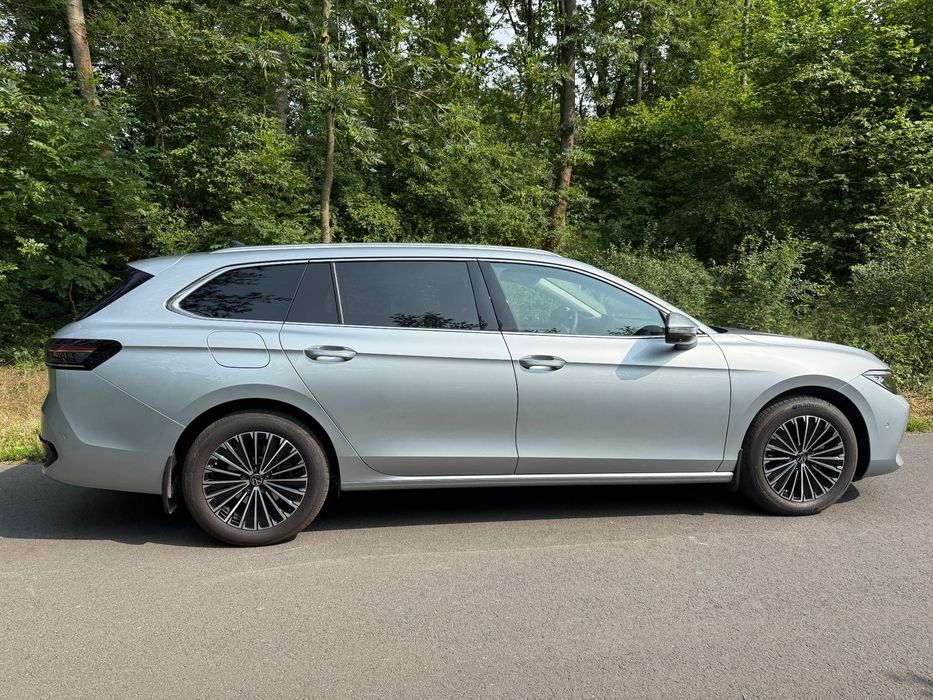 Volkswagen Passat VW Passat B9 1,5 eTSI -prywatnie
