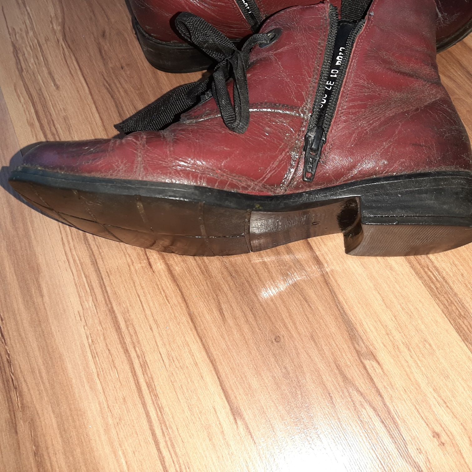 Buty półbuty jesień-zima r.37 skóra Lasocki czerwone wysyłka